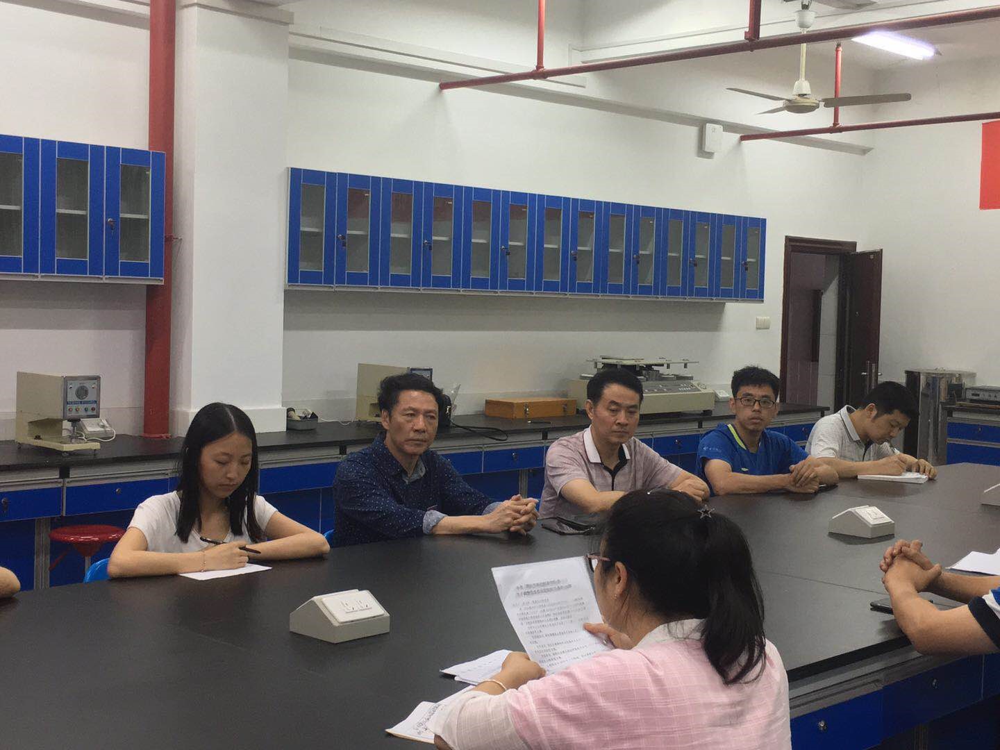 轻纺支部第一次全体党员大会2.jpg 轻纺支部第一次全体党员大会2.jpg