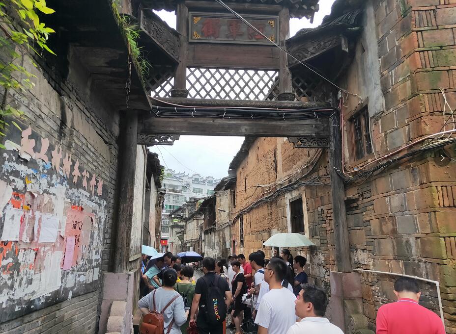 七一主题党日活动4.jpg