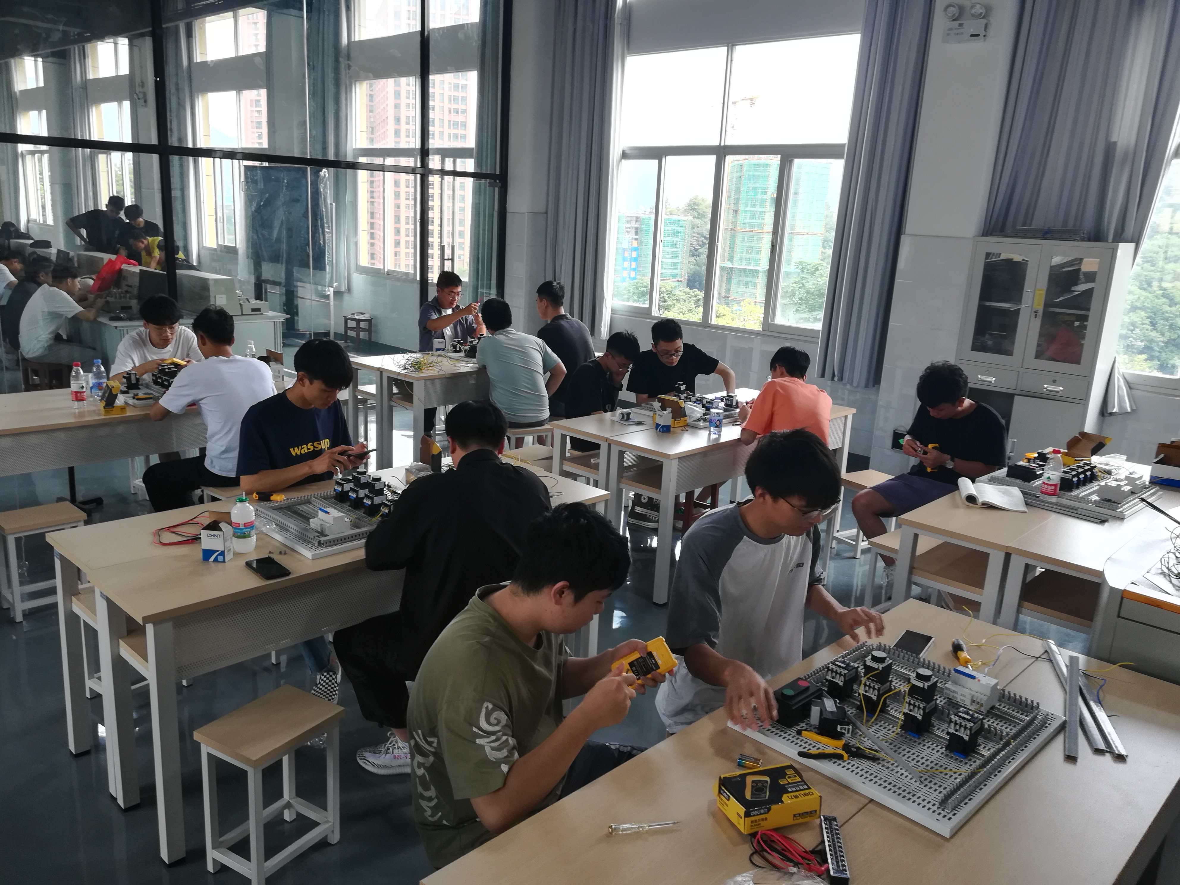 微信图片_20210923063028.jpg 微信图片_20210923063028.jpg